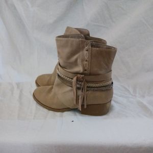 Girls Boots